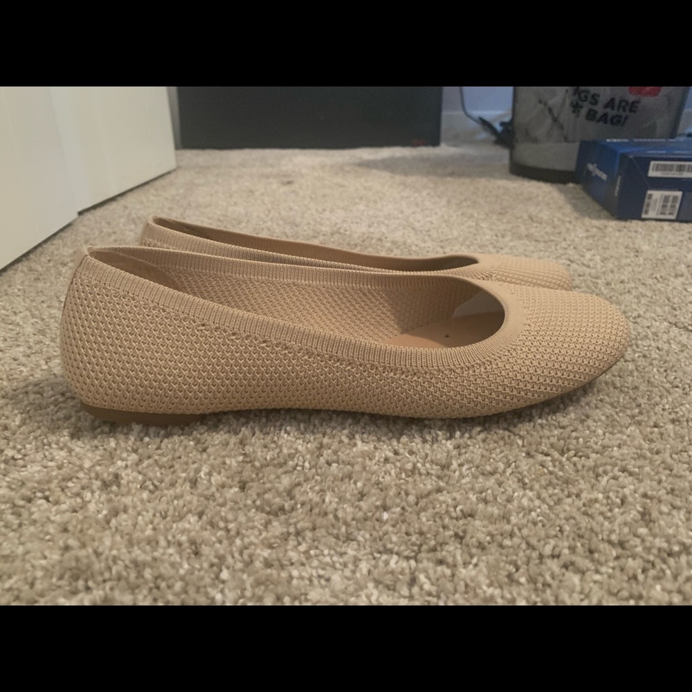 Women’s lucky brand 8.5 Flats